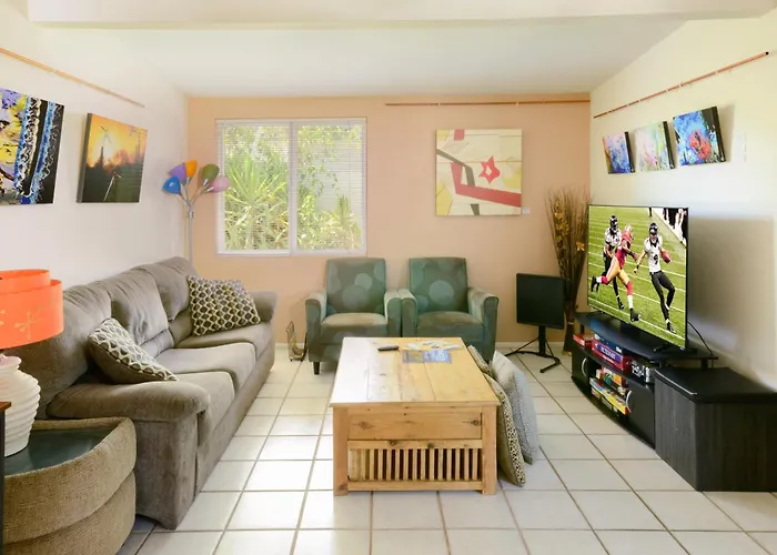 Relax At Artist's Secret Garden, Koi Pond & Jacuzzi, 4 Big Groups Holiday home Tucson